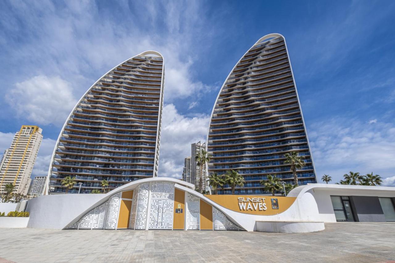 Sunset Waves 3-194 Poniente Beach Resort เบนิดอร์ม ภายนอก รูปภาพ